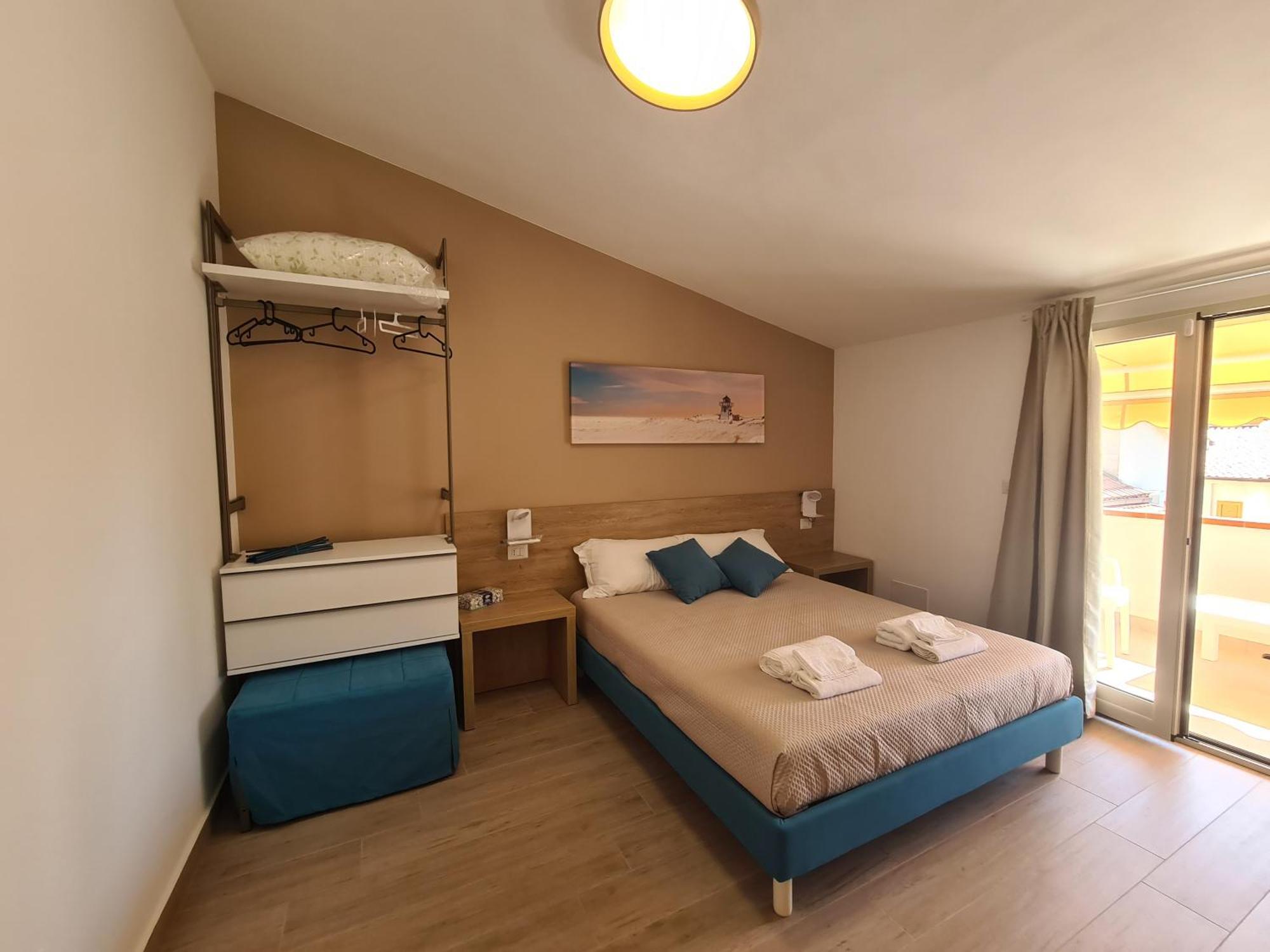 B&B Al Quadrato สกาเลอา ภายนอก รูปภาพ